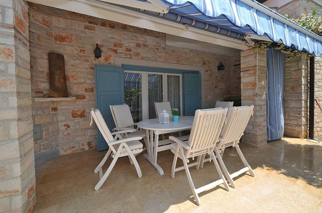 Holiday Home Sverko Novigrad  Exterior photo
